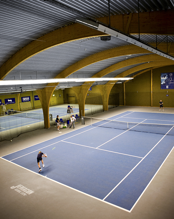Tenniskatedral i trä
