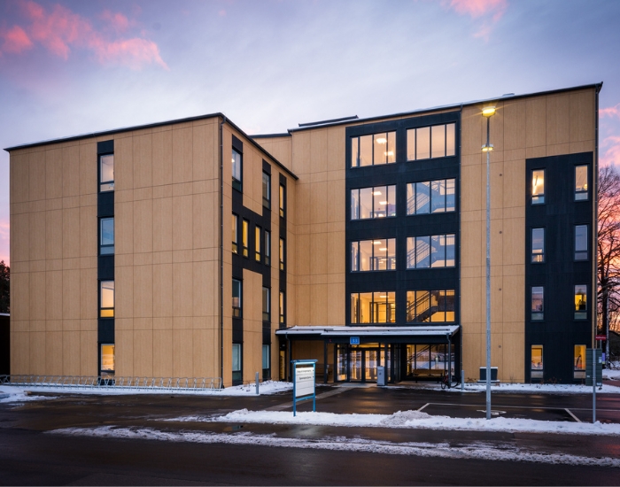 Moelven Byggmodul bygger i trä