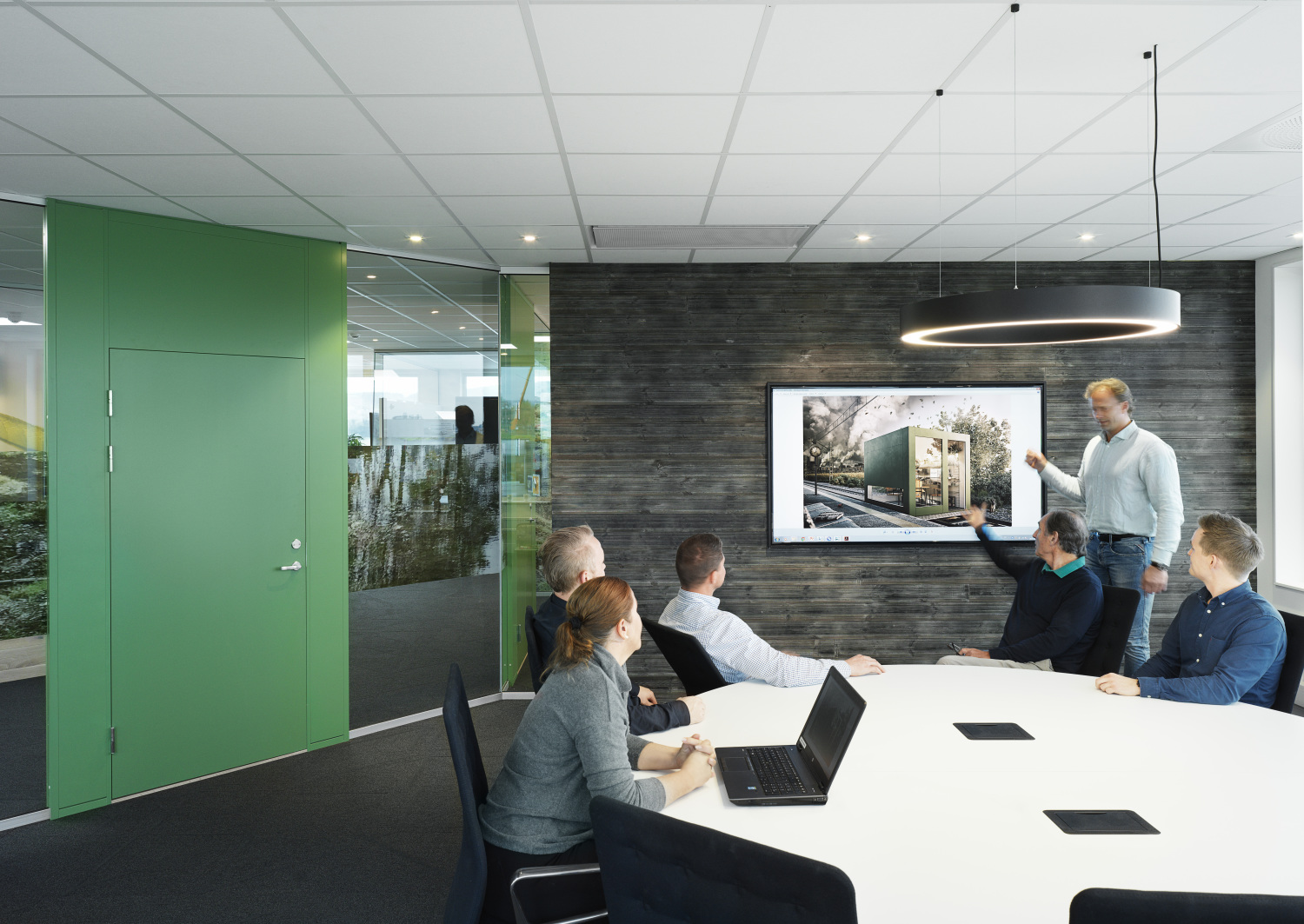 Fleksible og bærekraftige kontorløsninger