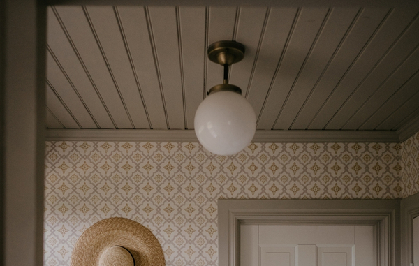 Pärlspont träpanel i taket