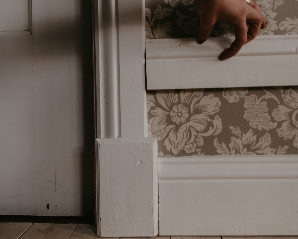 Höga lister monteras