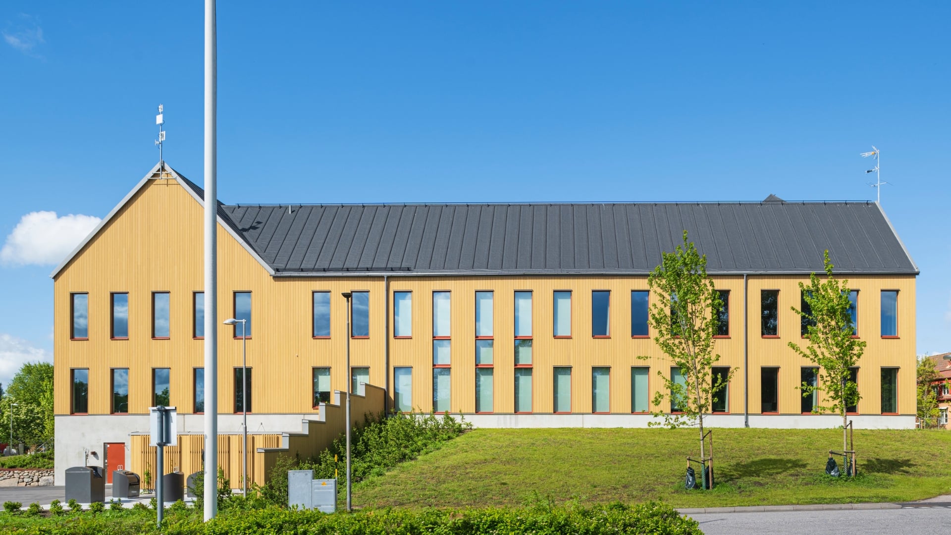 Fasad av ThermoWod med BT Pigment Ockragul