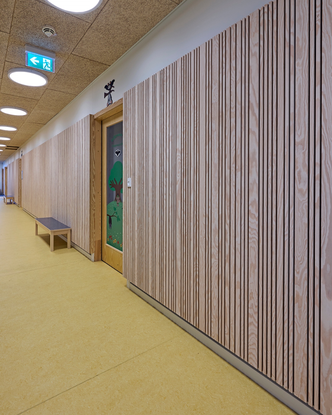 Studio Stripe Random Furu