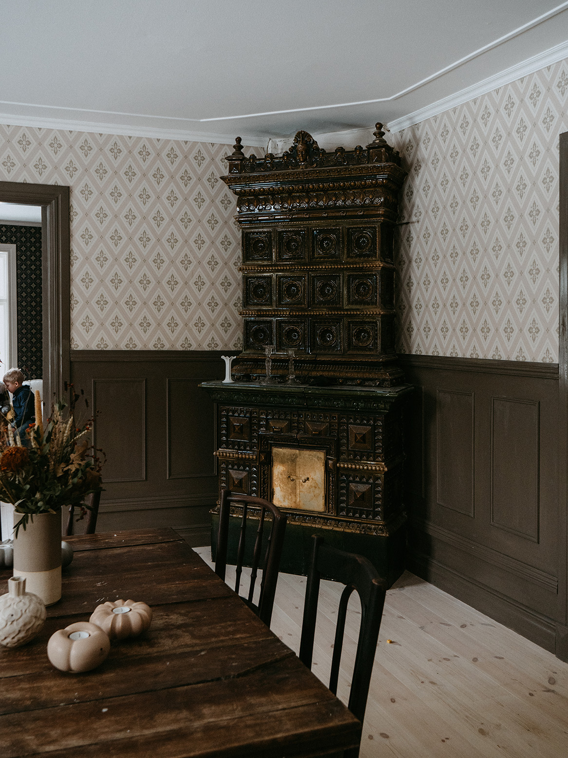 Inred med trä på tre olika sätt