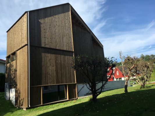 Malmfuru Malm100 med jernvitrol